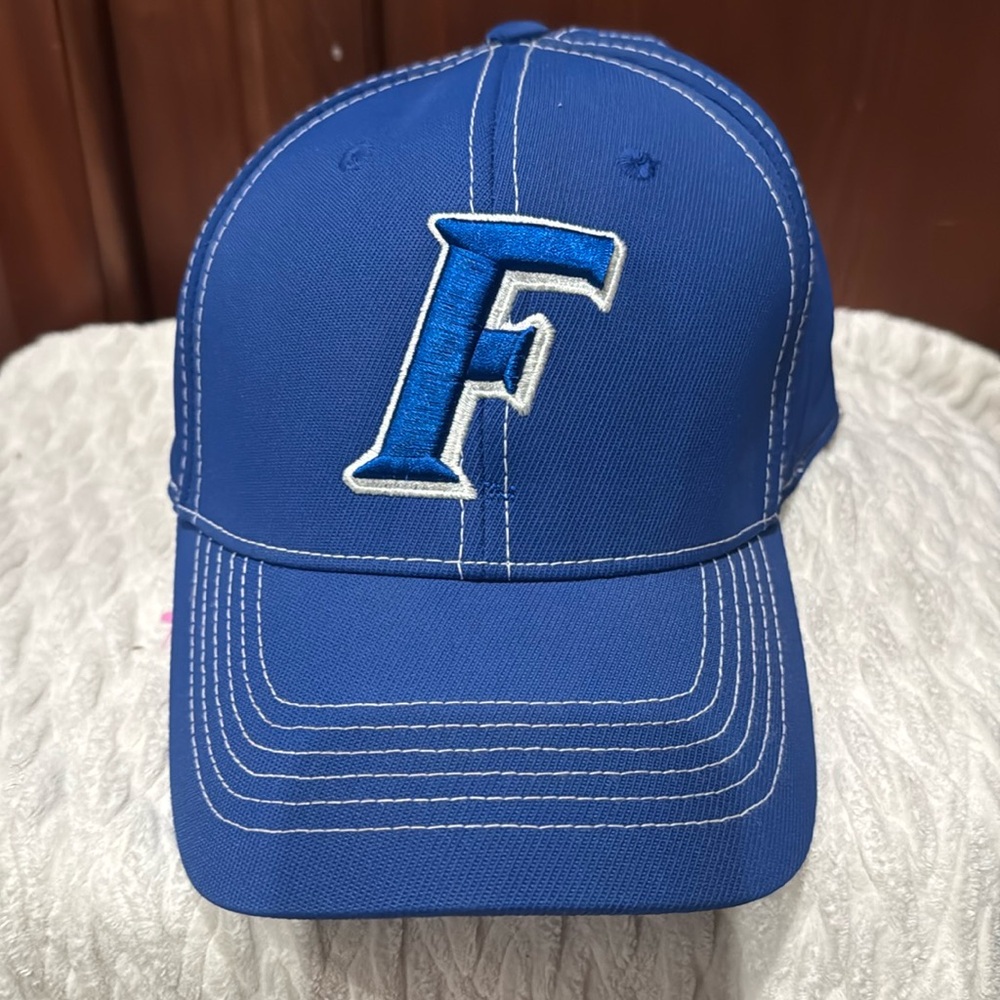 University of Florida Gators Logo embroidered baseball Cap large/xl